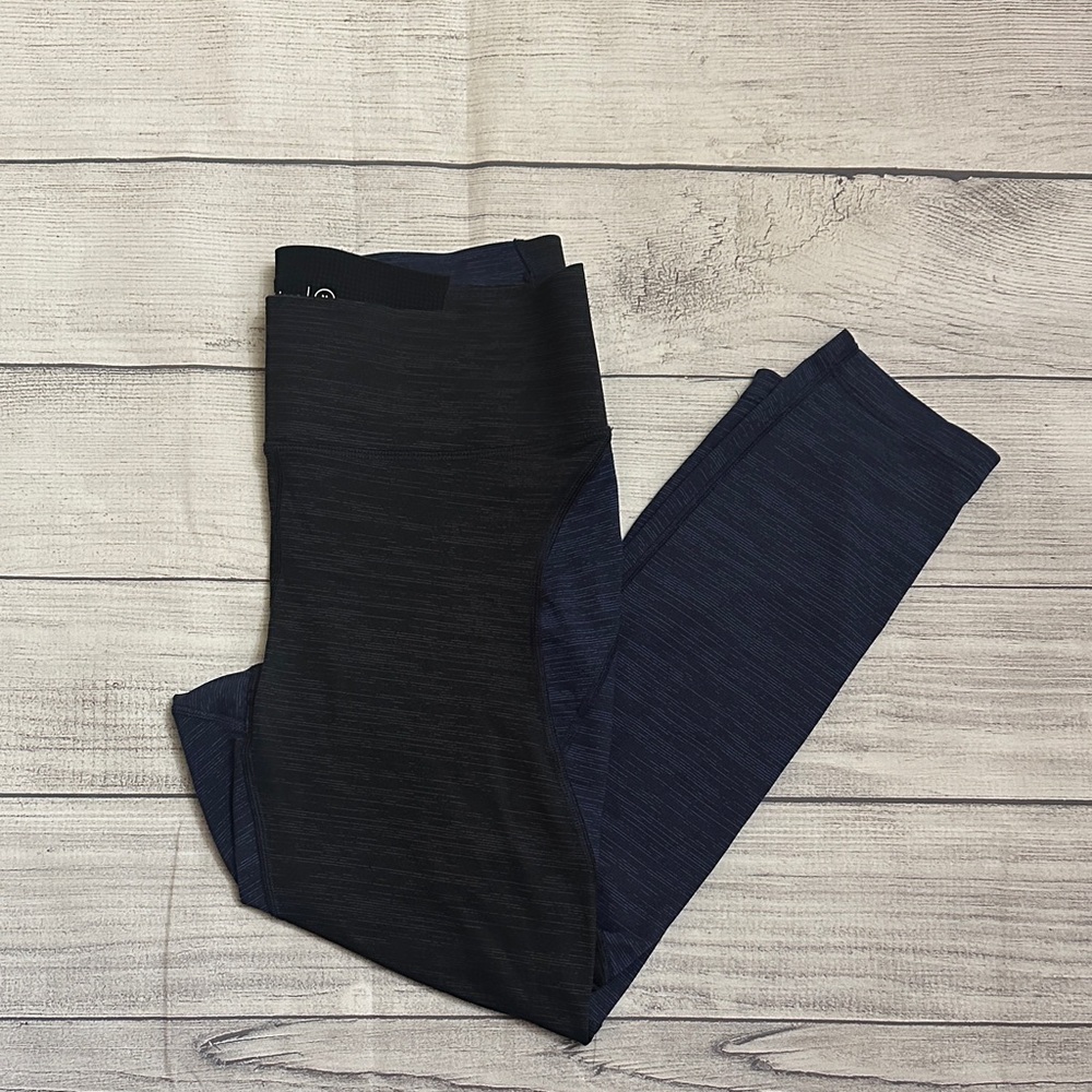 Outdoor Voices Medium Marled Blue Leggings